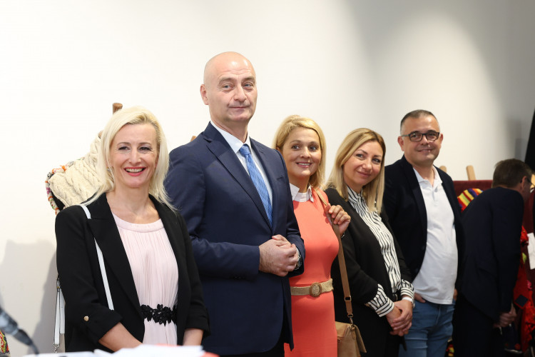 „Gift with meaning“ – A blend of the traditions and cultures of Serbia and BIH