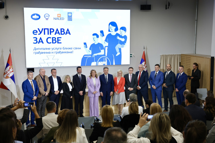 Deset gradova i opština nastavlja digitalnu transformaciju kroz projekat „eUprava za sve“