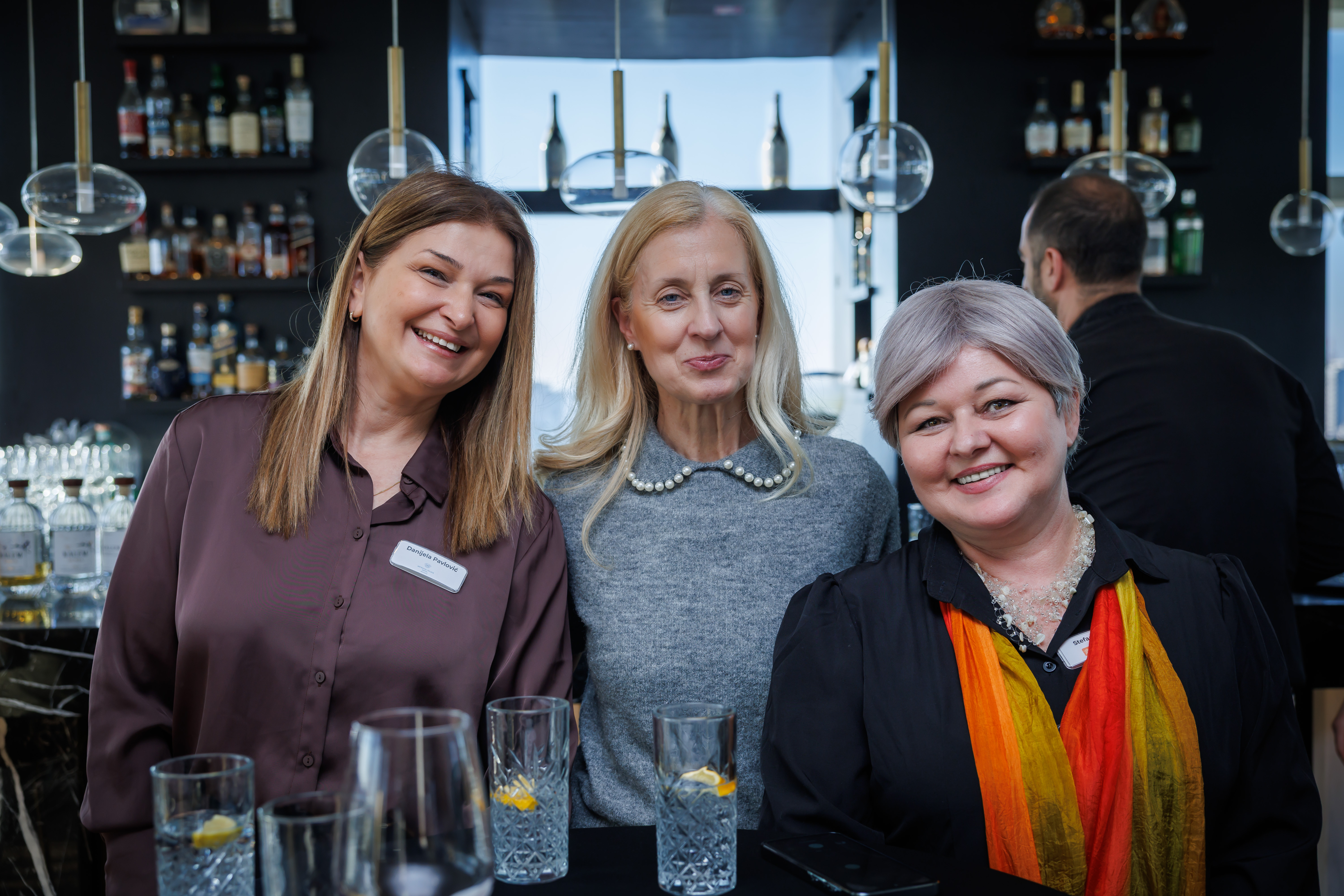 Reception Held for New and Anniversary Members Marking 20 Years of NALED