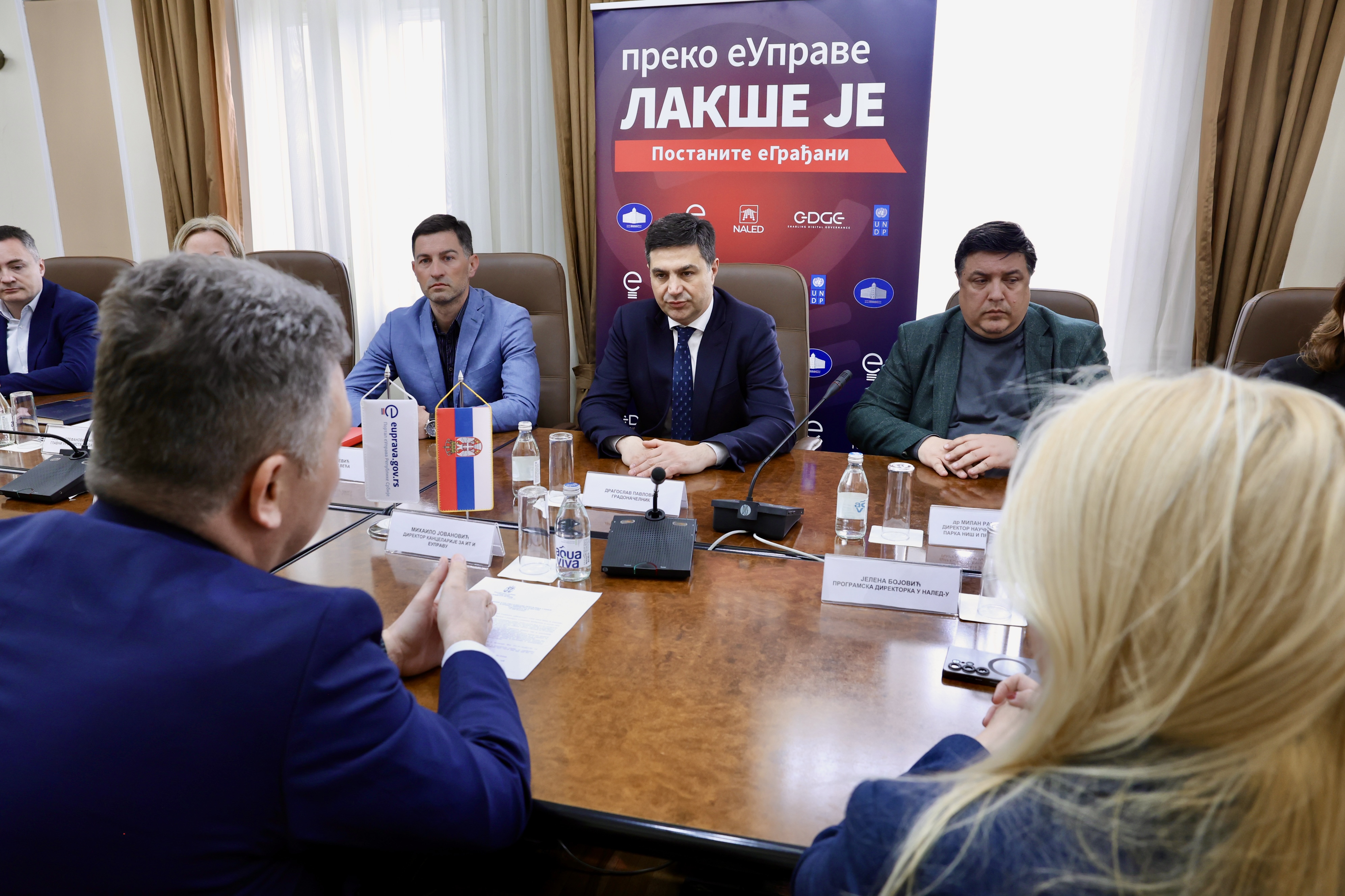 Karavan eUprave stigao do Niša