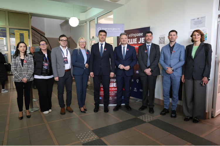 Karavan eUprave stigao do Niša