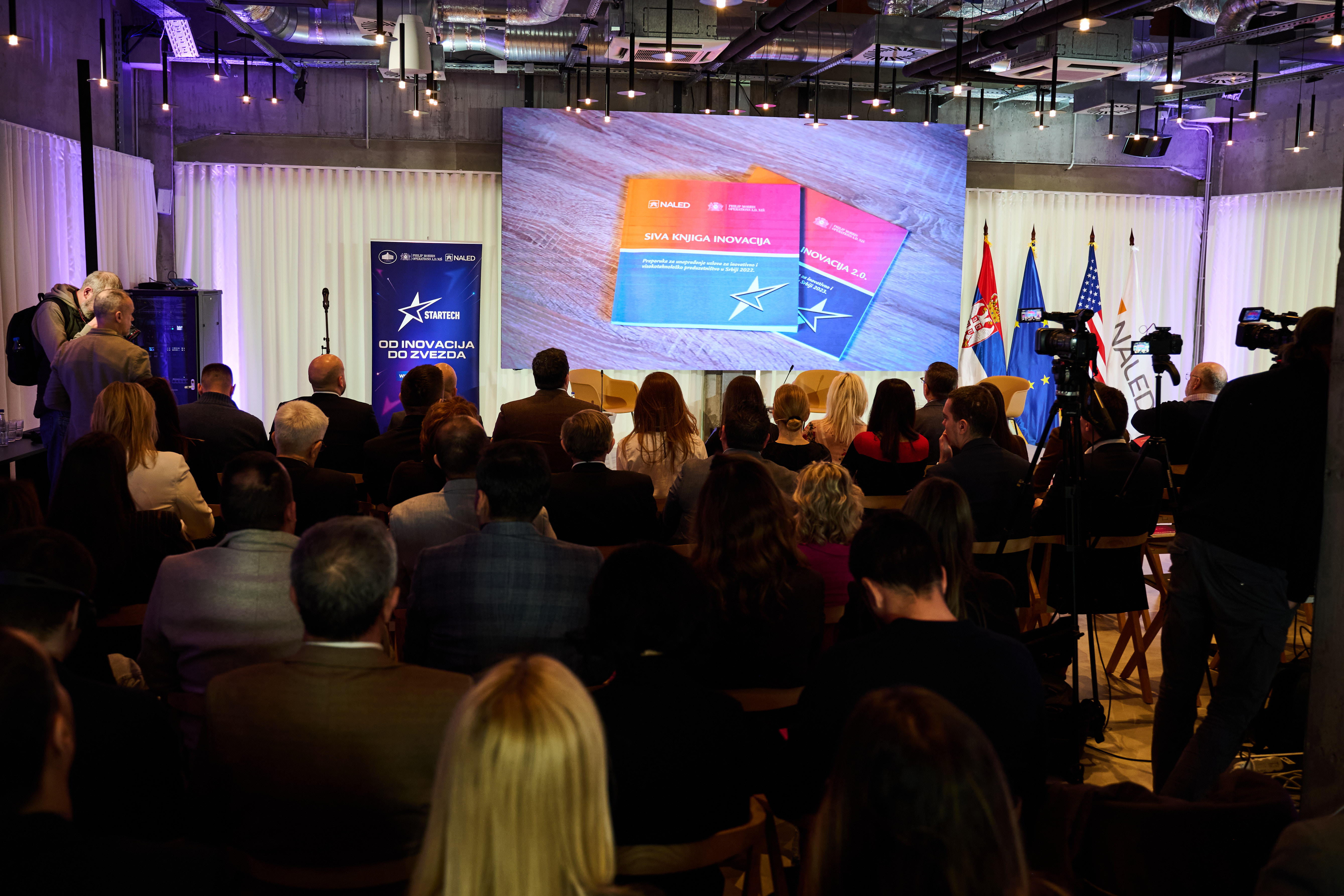 Stigla Siva knjiga inovacija 3.0 - 45 preporuka za brži razvoj startapa i tehnološke privrede u Srbiji 